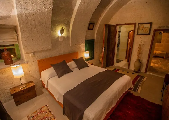 Asmali Cave House