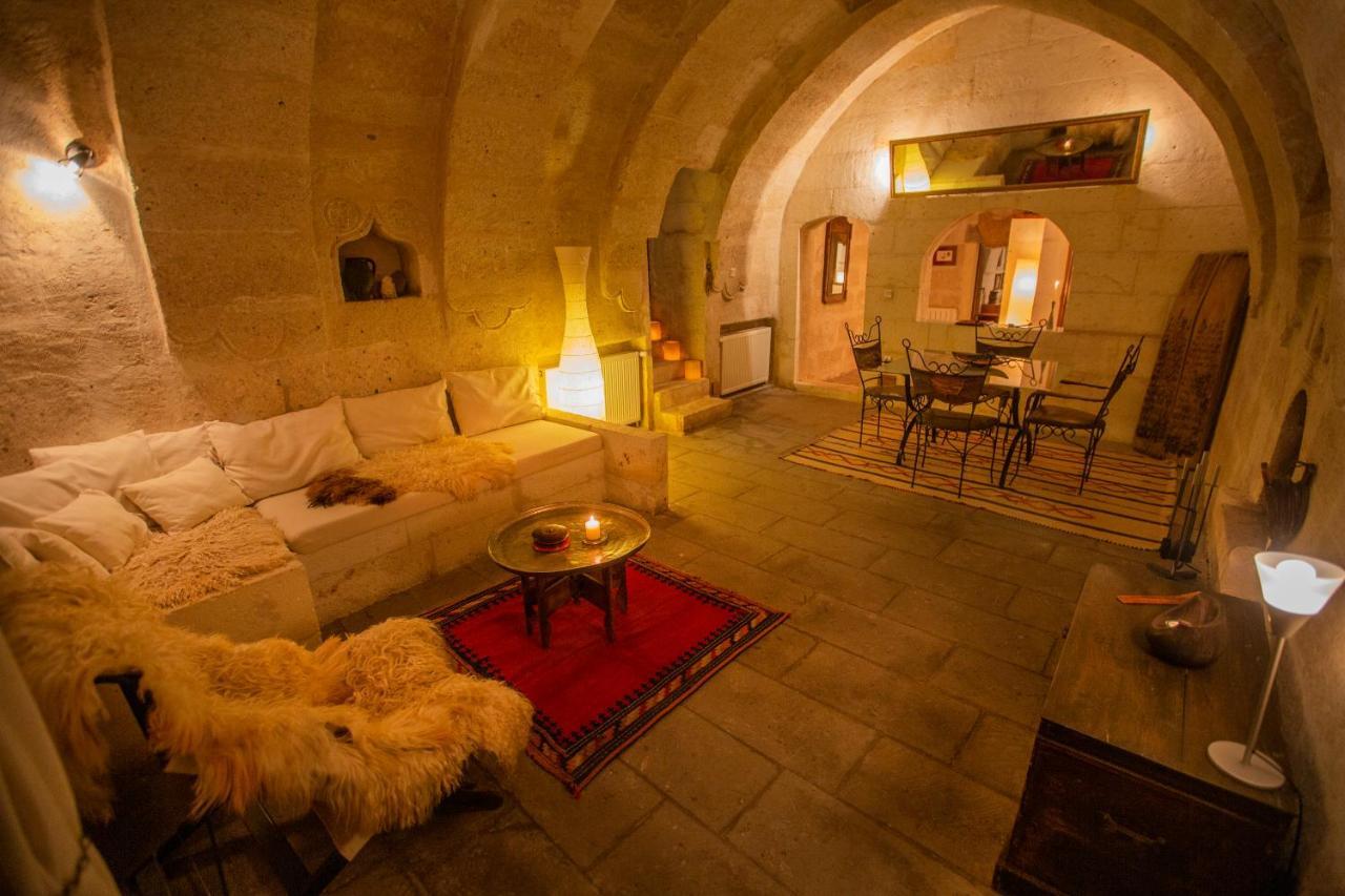 Asmali Cave House Case de vacanță