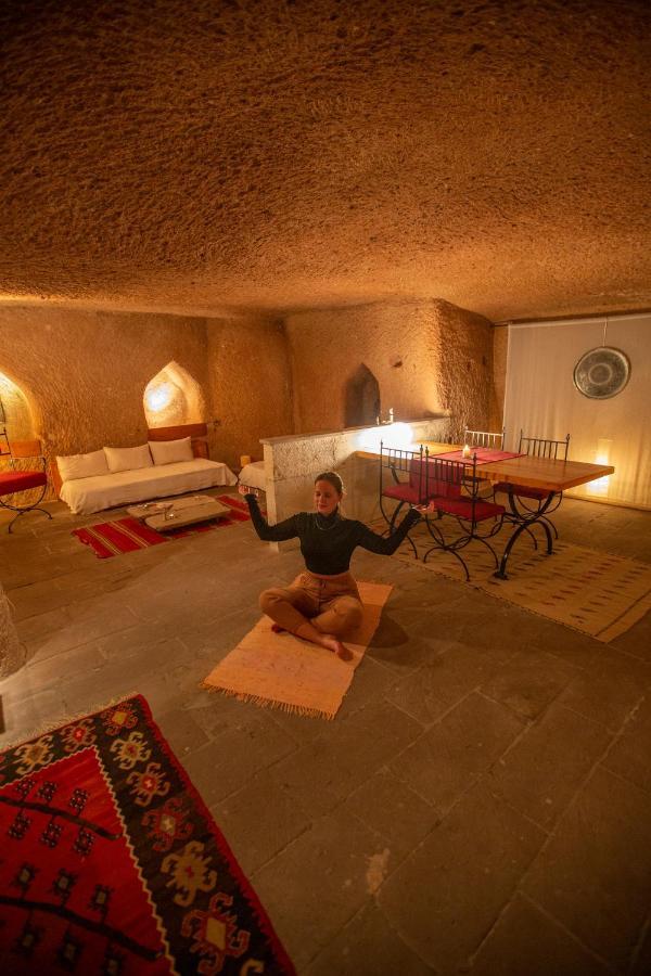 Asmali Cave House * Üçhisar